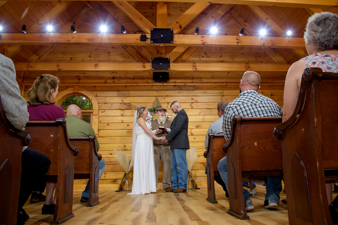 Gatlinburg Log Wedding Chapel Smoky Mountain Weddings Gatlinburg Tn