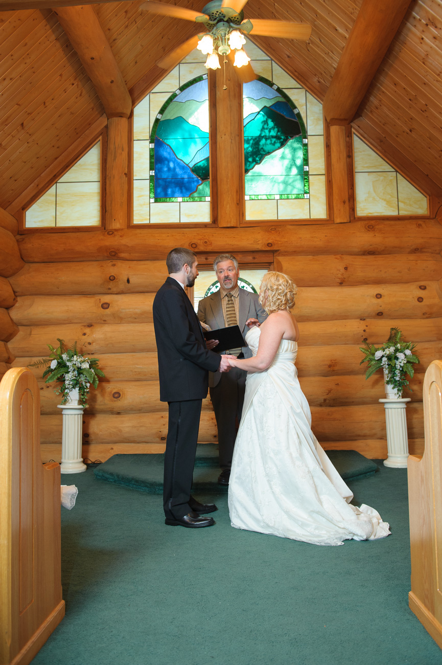 Gatlinburg chapel Wedding and elopements