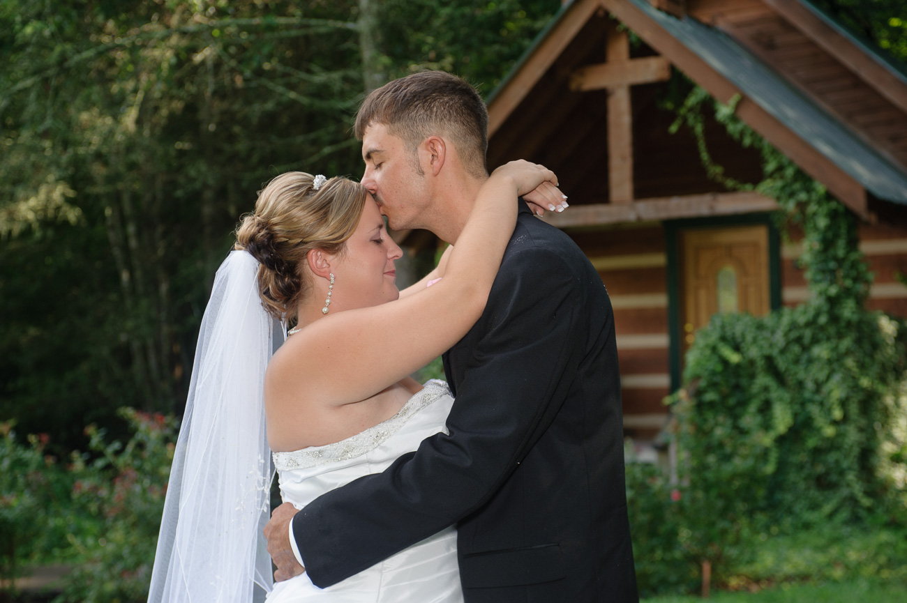 Wedding chapel Packages in Pigeon Forge Tennessee