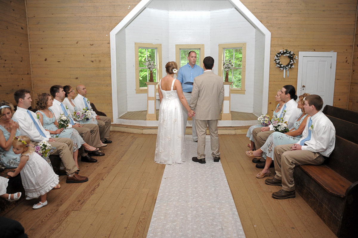 Wedding in Historic Missionary Baptist Church in Cades Cove