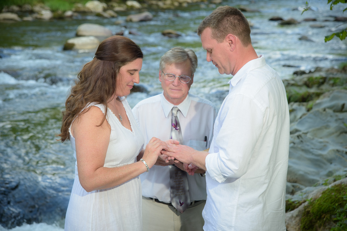 Wedding ceremony the smoky Mountains, Tennessee