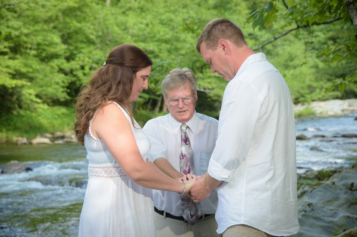 Smoky Mountain Elopement at greenbrier riverside