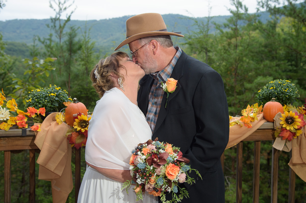 Pigeon Forge elopement package
