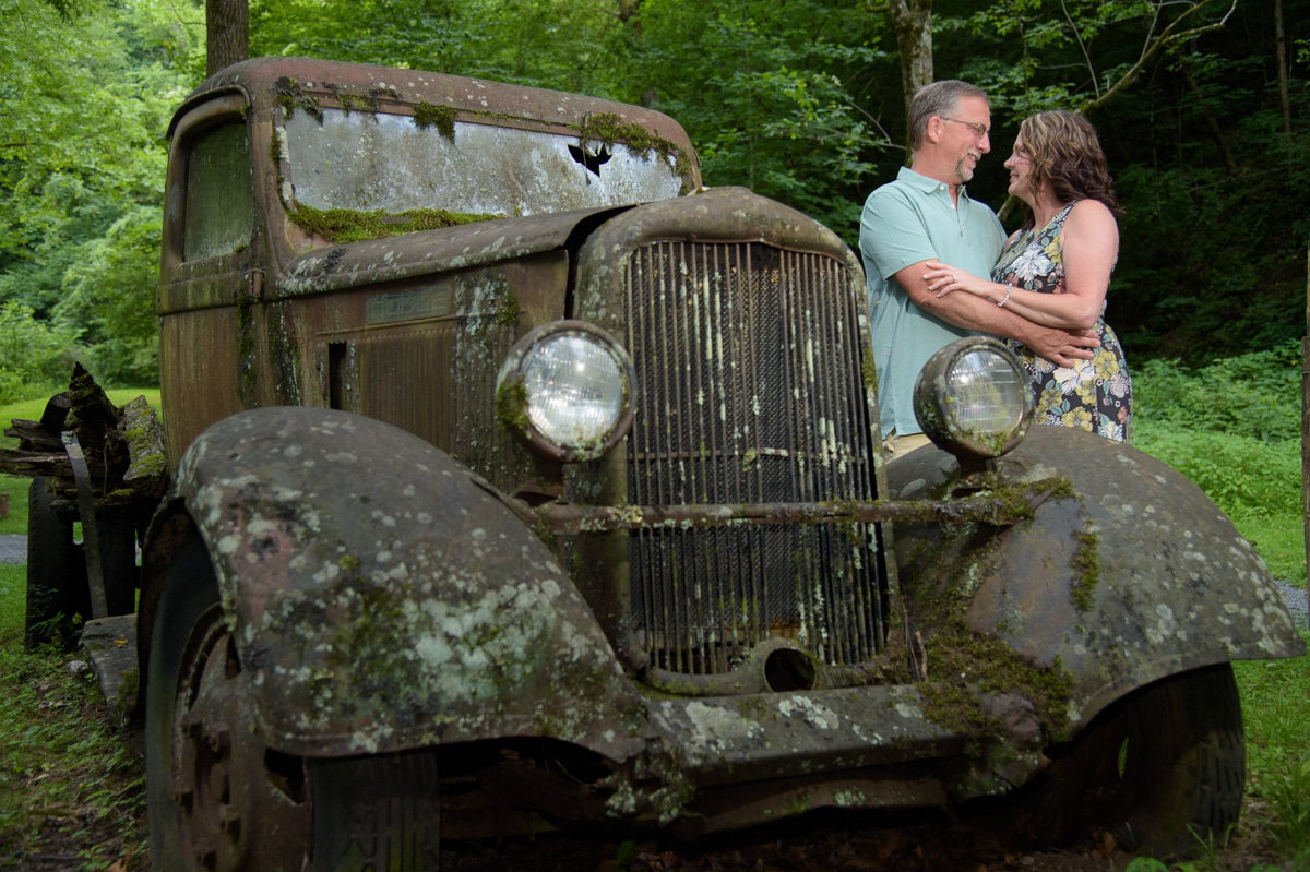 Ely's Mill elopement in Gatlinburg