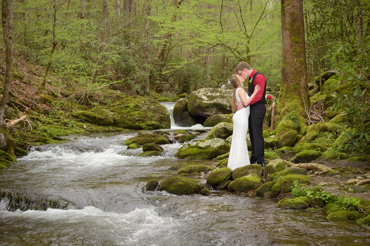 Ely's Mill Secluded Gatlinburg Creekside Wedding