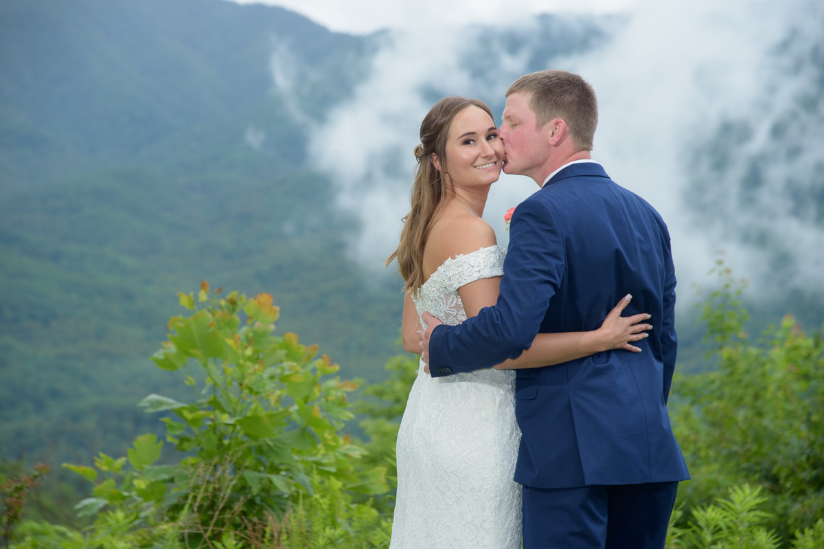 wedding in gatlinburg, Tennessee