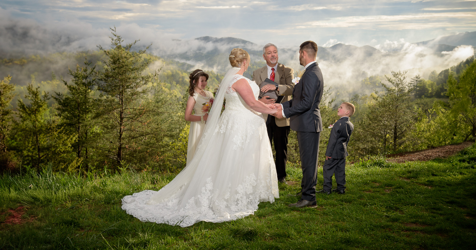 Foothills Parkway overlook wedding and elopement packages
