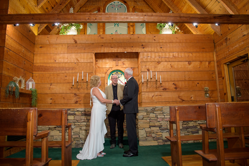 gatlinburg chapel wedding