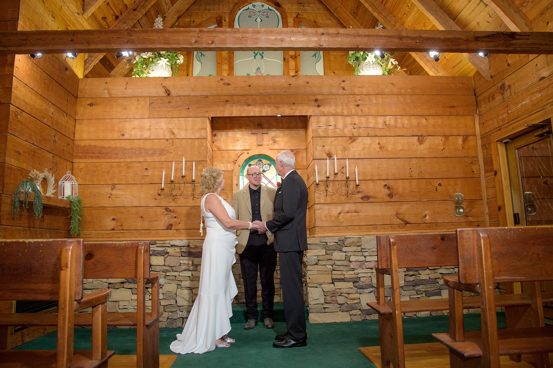 Smoky Mountain chapel weddings in Pigeon Forge and Gatlinburg