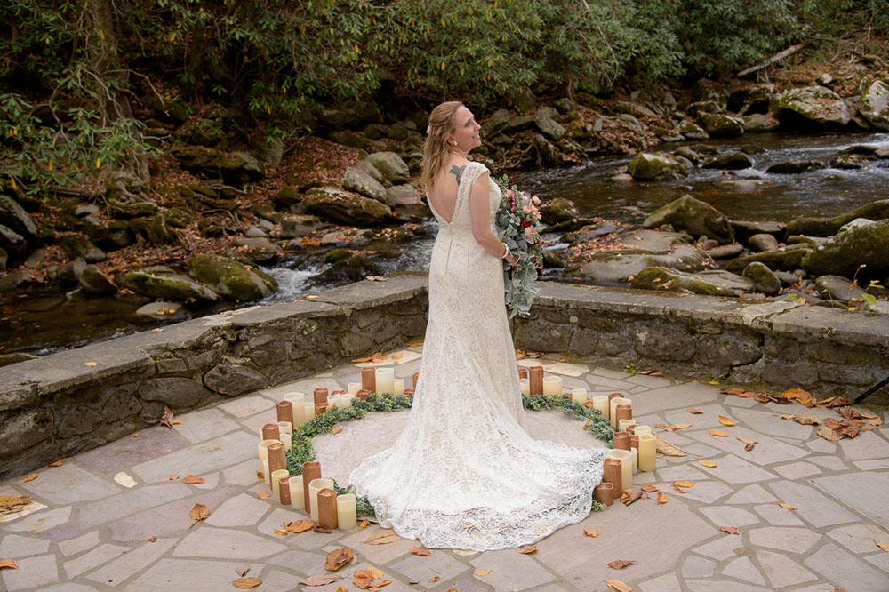 Wedding at Spence Cabin in the Smoky Mountains