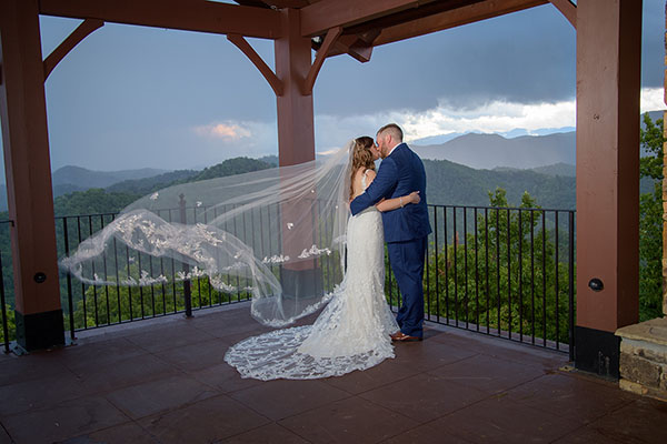 wedding in Gatlinburg, Tennessee