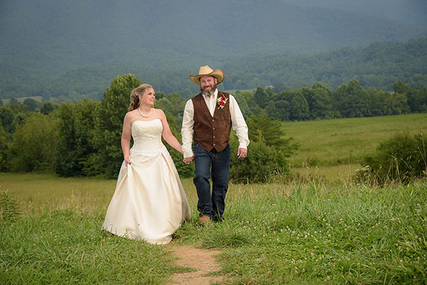 wedding portait in the mountains