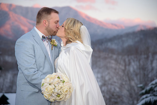 Winter wedding in the smoky mountains